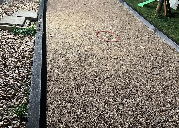 Jolie Independante Climatisee 3 Confort 6 Couchages, Piscine Chauffee 4 X 8 Disponible Selon Meteo De Mai A Fin Septembre, Jacuzzi 4 Places, Boulodrome Eclaire, Ping-pong, Wifi, Proche Commerces Animaux Domestiques Sur Demande Вилла