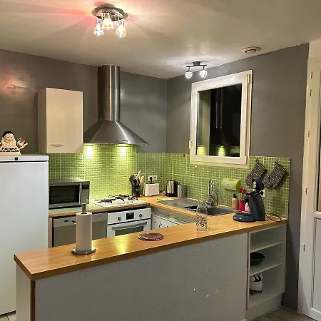 Villa Jolie Independante Climatisee 3 Confort 6 Couchages, Piscine Chauffee 4 X 8 Disponible Selon Meteo De Mai A Fin Septembre, Jacuzzi 4 Places, Boulodrome Eclaire, Ping-pong, Wifi, Proche Commerces Animaux Domestiques Sur Demande *