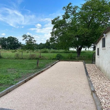 Jolie Villa Independante Climatisee 3 Chambres Tout Confort 6 Couchages, Piscine Chauffee 4 X 8 Et Jacuzzi Disponibles De Mai A Fin Septembre, Boulodrome Eclaire, Ping-Pong, Wifi, Proche Commerces Animaux Domestiques Sur Demande *