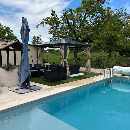 Jolie Villa Independante Climatisee 3 Chambres Tout Confort 6 Couchages, Piscine Chauffee 4 X 8 Et Jacuzzi Disponibles De Mai A Fin Septembre, Boulodrome Eclaire, Ping-Pong, Wifi, Proche Commerces Animaux Domestiques Sur Demande